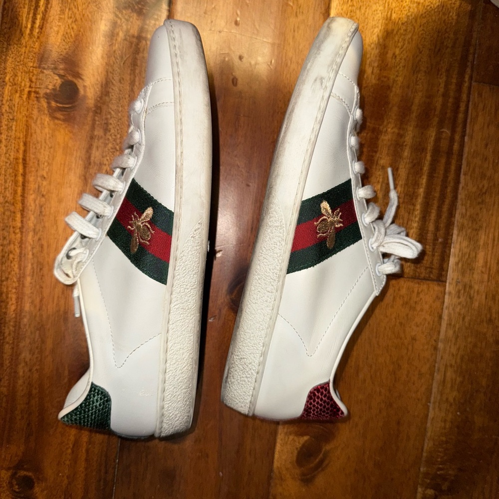 Gucci White Leather Sneakers with Red & Green Web Stripe - Picture 3 of 3
